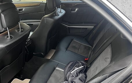 Mercedes-Benz E-Класс, 2010 год, 1 200 000 рублей, 3 фотография