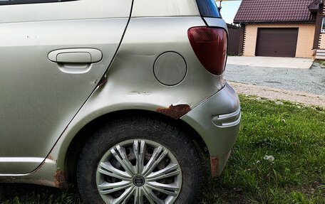 Toyota Vitz, 2003 год, 210 000 рублей, 9 фотография