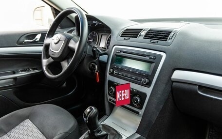 Skoda Octavia, 2011 год, 928 000 рублей, 32 фотография
