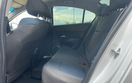 Chevrolet Cruze II, 2011 год, 850 000 рублей, 12 фотография