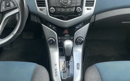 Chevrolet Cruze II, 2011 год, 850 000 рублей, 11 фотография