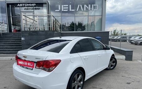 Chevrolet Cruze II, 2011 год, 850 000 рублей, 5 фотография