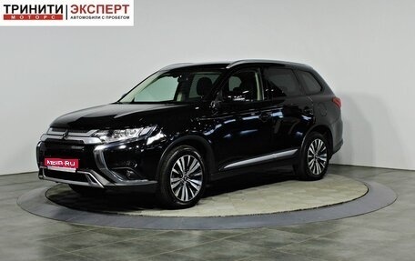 Mitsubishi Outlander III рестайлинг 3, 2018 год, 2 197 000 рублей, 1 фотография