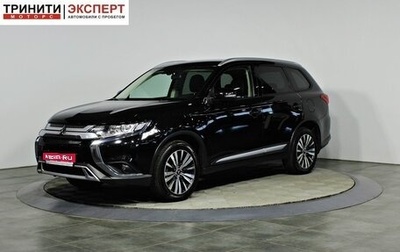 Mitsubishi Outlander III рестайлинг 3, 2018 год, 2 197 000 рублей, 1 фотография