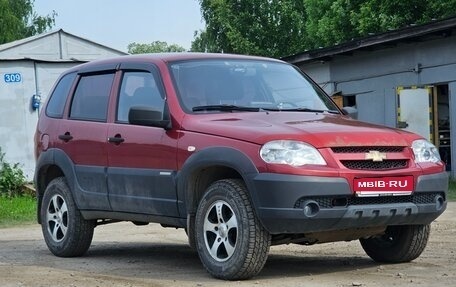 Chevrolet Niva I рестайлинг, 2013 год, 295 000 рублей, 2 фотография