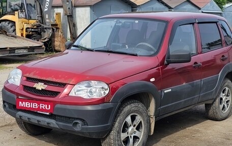 Chevrolet Niva I рестайлинг, 2013 год, 295 000 рублей, 8 фотография
