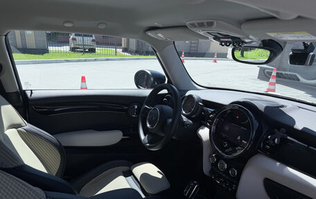 MINI Hatch, 2021 год, 2 750 000 рублей, 28 фотография