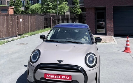 MINI Hatch, 2021 год, 2 750 000 рублей, 22 фотография