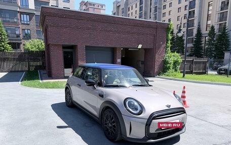 MINI Hatch, 2021 год, 2 750 000 рублей, 23 фотография