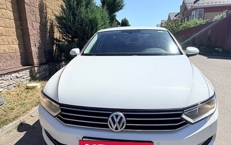 Volkswagen Passat B8 рестайлинг, 2017 год, 1 680 000 рублей, 9 фотография
