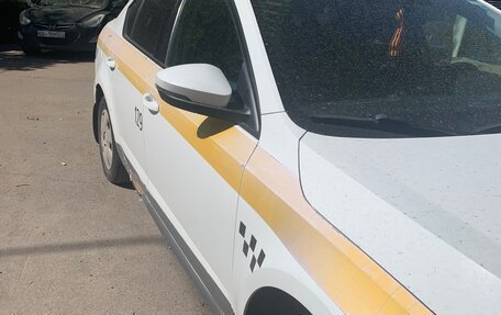 Skoda Octavia, 2018 год, 650 000 рублей, 3 фотография