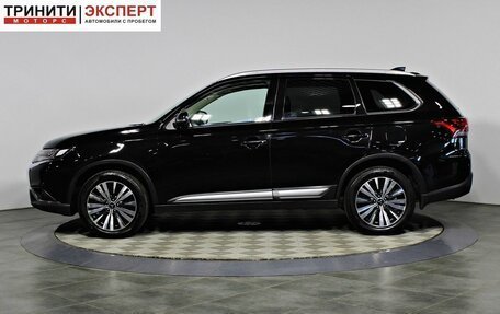 Mitsubishi Outlander III рестайлинг 3, 2018 год, 2 197 000 рублей, 8 фотография