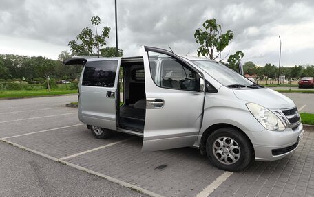 Hyundai Grand Starex Grand Starex I рестайлинг 2, 2008 год, 1 300 000 рублей, 24 фотография