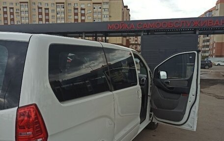 Hyundai Grand Starex Grand Starex I рестайлинг 2, 2010 год, 1 000 000 рублей, 4 фотография