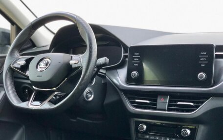 Skoda Rapid II, 2021 год, 1 700 000 рублей, 11 фотография