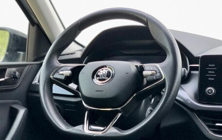 Skoda Rapid II, 2021 год, 1 700 000 рублей, 12 фотография