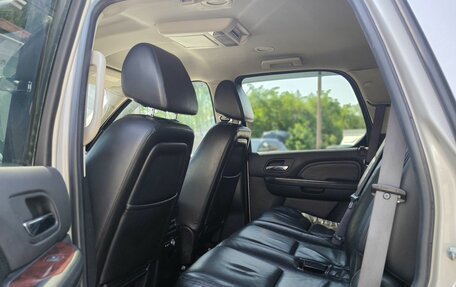Cadillac Escalade III, 2010 год, 1 800 000 рублей, 11 фотография