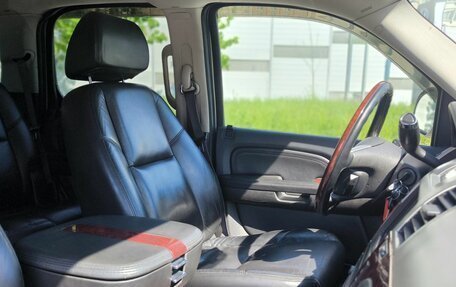 Cadillac Escalade III, 2010 год, 1 800 000 рублей, 15 фотография