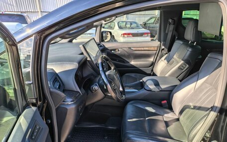 Toyota Alphard III, 2019 год, 4 399 000 рублей, 10 фотография