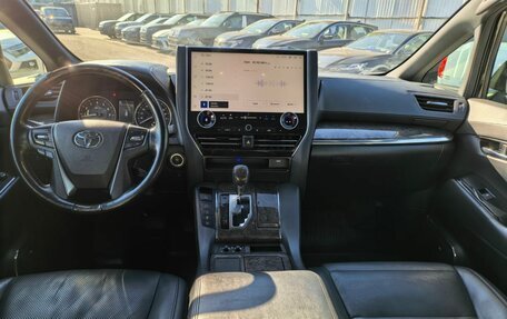 Toyota Alphard III, 2019 год, 4 399 000 рублей, 18 фотография