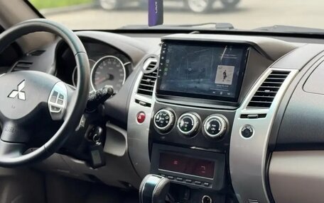 Mitsubishi Pajero Sport II рестайлинг, 2012 год, 1 550 000 рублей, 15 фотография