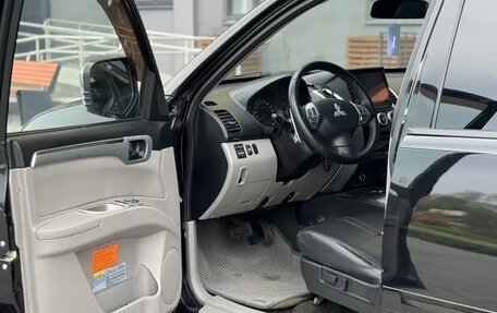 Mitsubishi Pajero Sport II рестайлинг, 2012 год, 1 550 000 рублей, 17 фотография