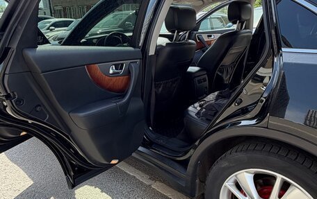 Infiniti QX70, 2016 год, 2 650 000 рублей, 28 фотография