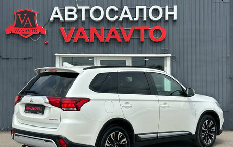 Mitsubishi Outlander III рестайлинг 3, 2021 год, 2 290 000 рублей, 8 фотография