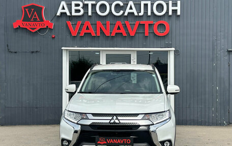 Mitsubishi Outlander III рестайлинг 3, 2021 год, 2 290 000 рублей, 2 фотография