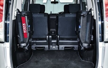 Nissan Serena IV, 2011 год, 1 230 000 рублей, 25 фотография