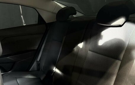 Hyundai Solaris II рестайлинг, 2021 год, 1 600 000 рублей, 12 фотография