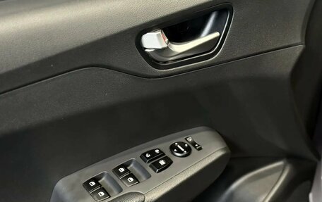 Hyundai Solaris II рестайлинг, 2021 год, 1 600 000 рублей, 17 фотография