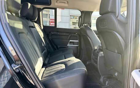 Land Rover Defender II, 2021 год, 5 699 000 рублей, 10 фотография