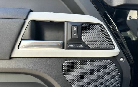 Land Rover Defender II, 2021 год, 5 699 000 рублей, 13 фотография