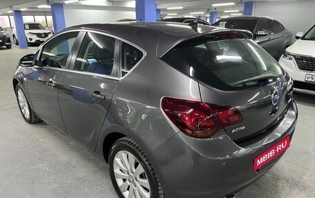 Opel Astra J, 2010 год, 885 000 рублей, 7 фотография