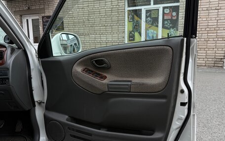 Suzuki Escudo III, 1998 год, 810 000 рублей, 18 фотография