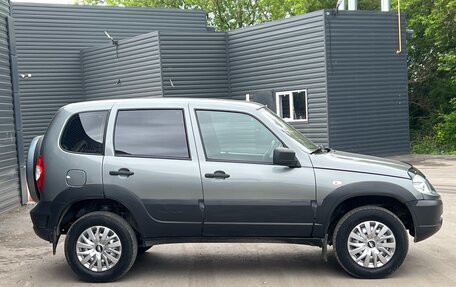 Chevrolet Niva I рестайлинг, 2020 год, 850 000 рублей, 5 фотография
