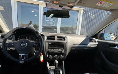 Volkswagen Jetta VI, 2013 год, 1 050 000 рублей, 9 фотография