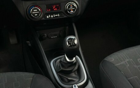 KIA Rio III рестайлинг, 2014 год, 879 000 рублей, 19 фотография