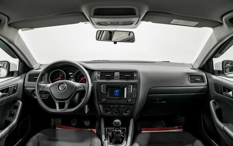 Volkswagen Jetta VI, 2017 год, 1 100 000 рублей, 9 фотография