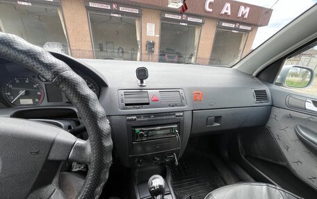Skoda Fabia I, 2002 год, 290 000 рублей, 2 фотография