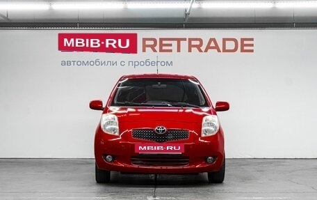 Toyota Yaris III рестайлинг, 2007 год, 599 000 рублей, 3 фотография