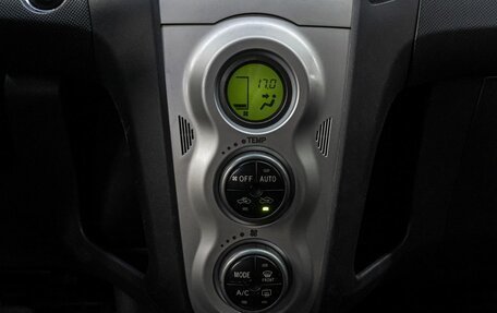 Toyota Yaris III рестайлинг, 2007 год, 599 000 рублей, 20 фотография