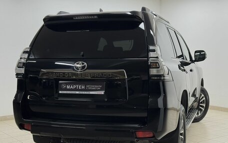 Toyota Land Cruiser Prado 150 рестайлинг 2, 2022 год, 7 680 000 рублей, 6 фотография