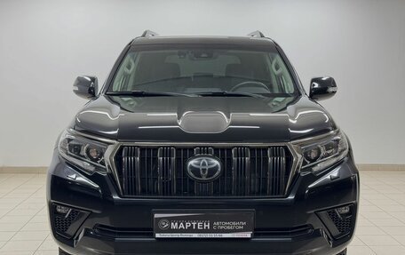 Toyota Land Cruiser Prado 150 рестайлинг 2, 2022 год, 7 680 000 рублей, 2 фотография