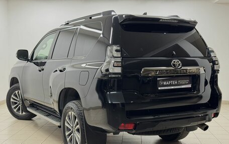 Toyota Land Cruiser Prado 150 рестайлинг 2, 2022 год, 7 680 000 рублей, 4 фотография
