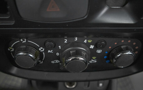 Renault Duster I рестайлинг, 2012 год, 939 000 рублей, 18 фотография