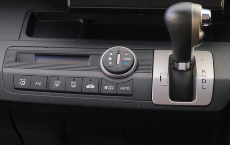 Honda Freed I, 2012 год, 1 149 000 рублей, 15 фотография