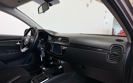 KIA Rio IV, 2019 год, 1 600 000 рублей, 10 фотография