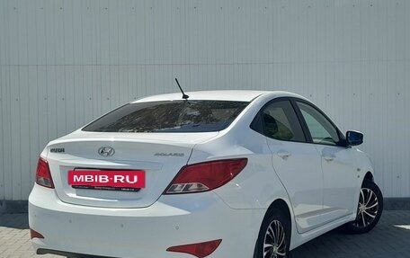 Hyundai Solaris II рестайлинг, 2015 год, 1 049 000 рублей, 4 фотография